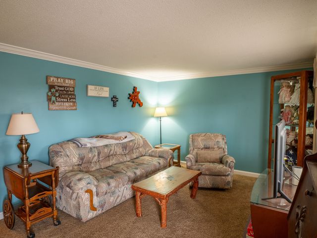 5619 ZEMVILLE Drive, Erie, PA 16509