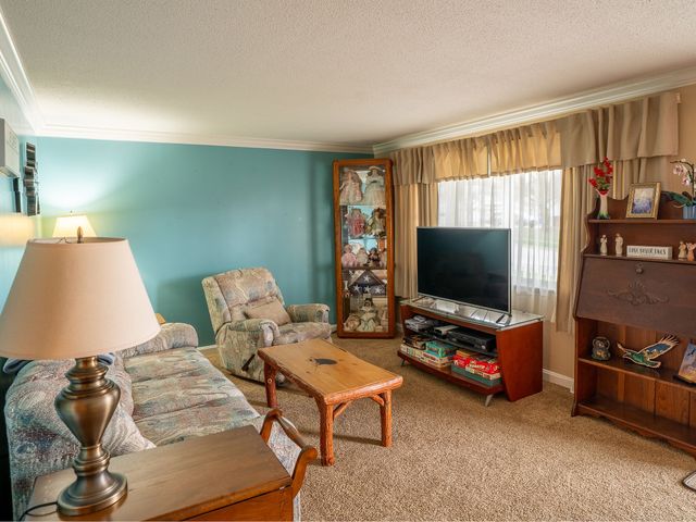 5619 ZEMVILLE Drive, Erie, PA 16509