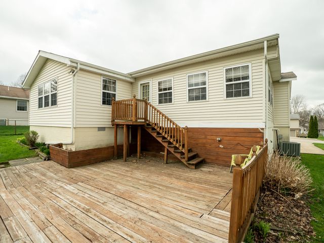 5619 ZEMVILLE Drive, Erie, PA 16509