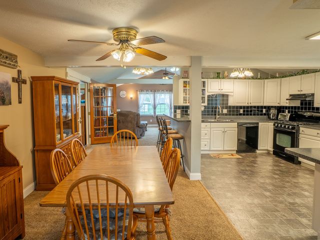 5619 ZEMVILLE Drive, Erie, PA 16509