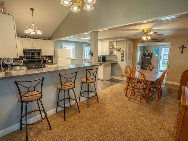 5619 ZEMVILLE Drive, Erie, PA 16509
