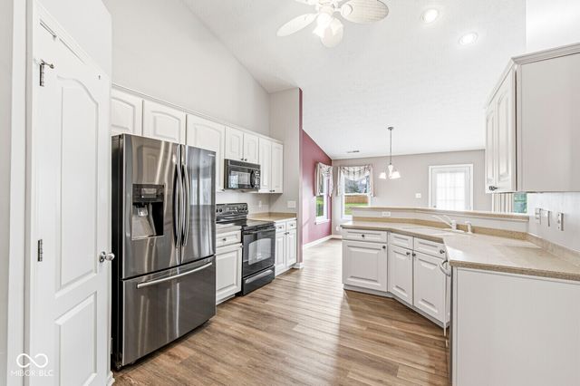 18744 Round Lake Road, Noblesville, IN 46060