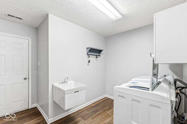 18744 Round Lake Road, Noblesville, IN 46060