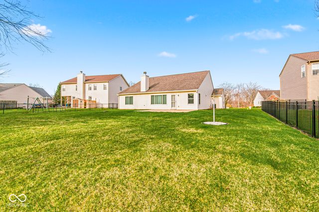 18744 Round Lake Road, Noblesville, IN 46060