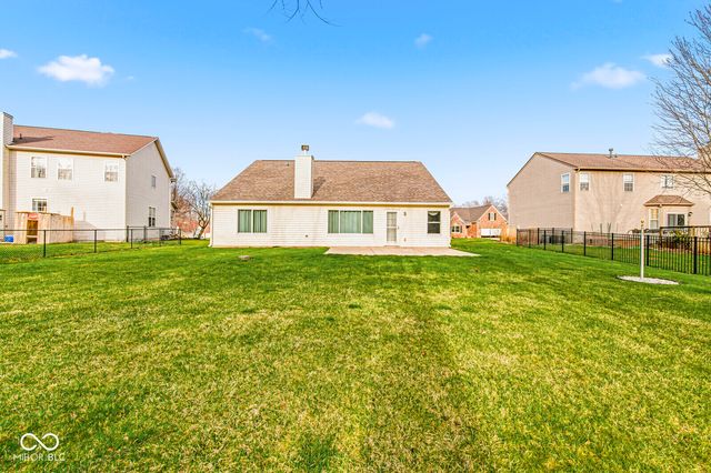 18744 Round Lake Road, Noblesville, IN 46060