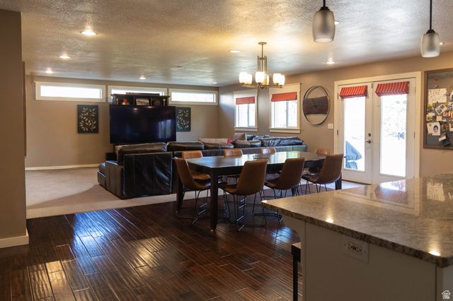 218 E GOLDEN WILLOW CIR, Sandy, UT 84070