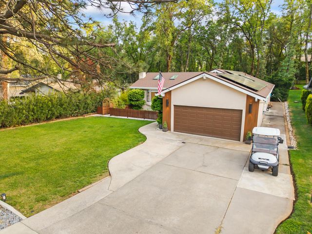 23218 Broadmoor Ct, Auburn, CA 95602