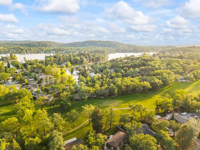 23218 Broadmoor Ct, Auburn, CA 95602