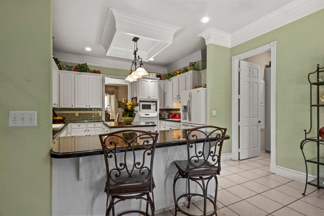 903 Deer Trail Ln, Mt Pleasant, TX 75455