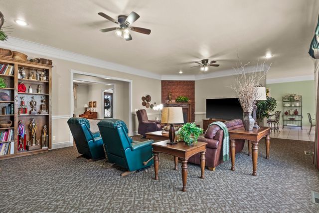 903 Deer Trail Ln, Mt Pleasant, TX 75455