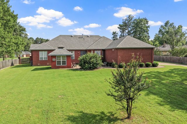 903 Deer Trail Ln, Mt Pleasant, TX 75455