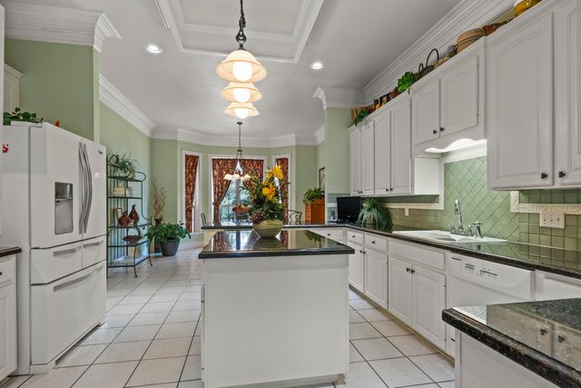 903 Deer Trail Ln, Mt Pleasant, TX 75455