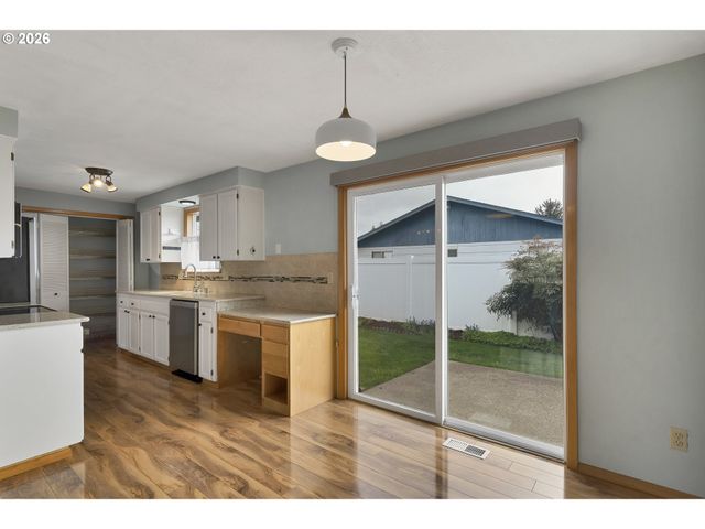 4280 PULLMAN Ave Se, Salem, OR 97302