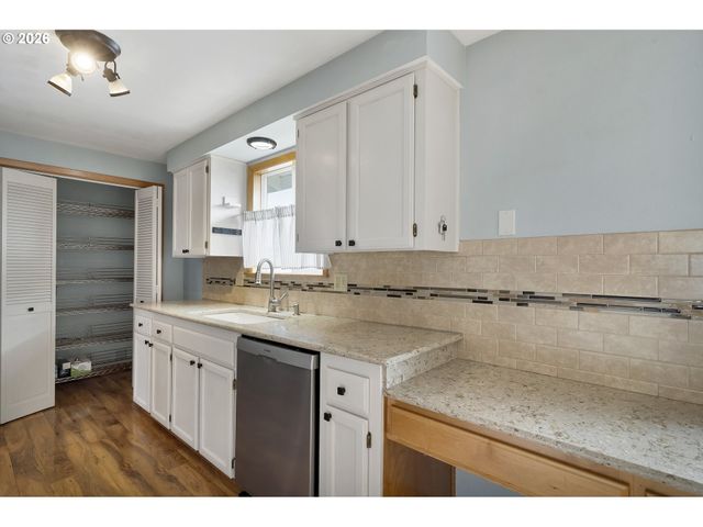 4280 PULLMAN Ave Se, Salem, OR 97302