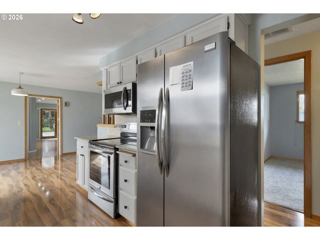 4280 PULLMAN Ave Se, Salem, OR 97302