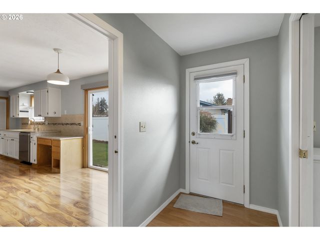 4280 PULLMAN Ave Se, Salem, OR 97302