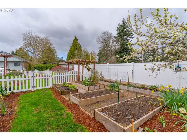 4280 PULLMAN Ave Se, Salem, OR 97302