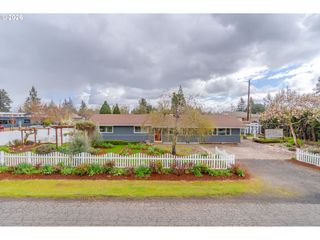 4280 PULLMAN Ave Se, Salem, OR 97302