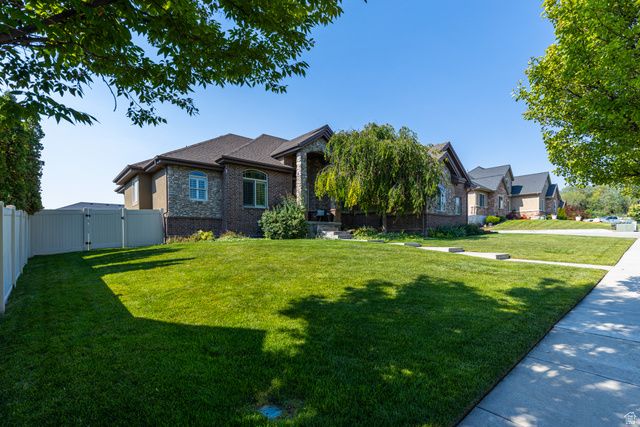 1685 W PRAIRIE HILL DR, Bluffdale, UT 84065