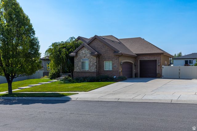 1685 W PRAIRIE HILL DR, Bluffdale, UT 84065