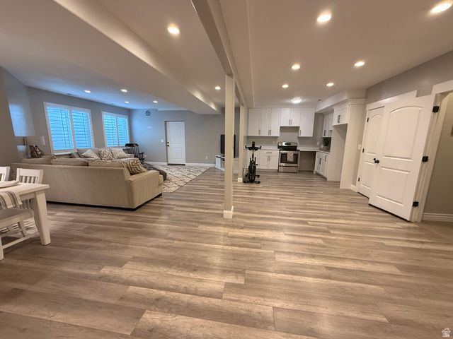 1685 W PRAIRIE HILL DR, Bluffdale, UT 84065