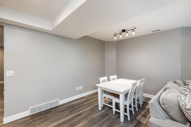 1685 W PRAIRIE HILL DR, Bluffdale, UT 84065