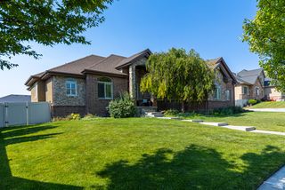 1685 W PRAIRIE HILL DR, Bluffdale, UT 84065