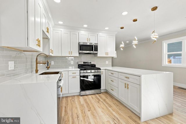 538 CASSINGHAM RD, Fairless Hills, PA 19030