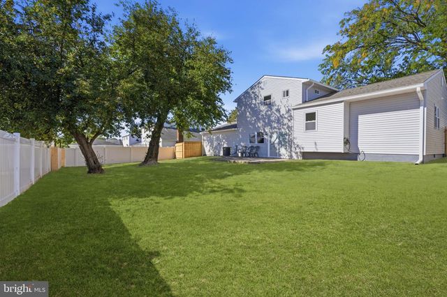 538 CASSINGHAM RD, Fairless Hills, PA 19030