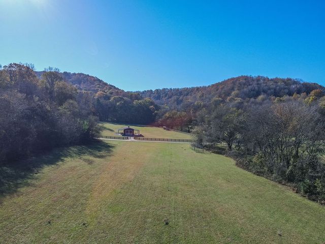 6775 Arno Allisona Rd, College Grove, TN 37046