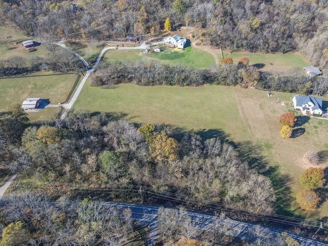 6775 Arno Allisona Rd, College Grove, TN 37046