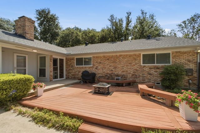 939 Blue Lake Circle, Richardson, TX 75080
