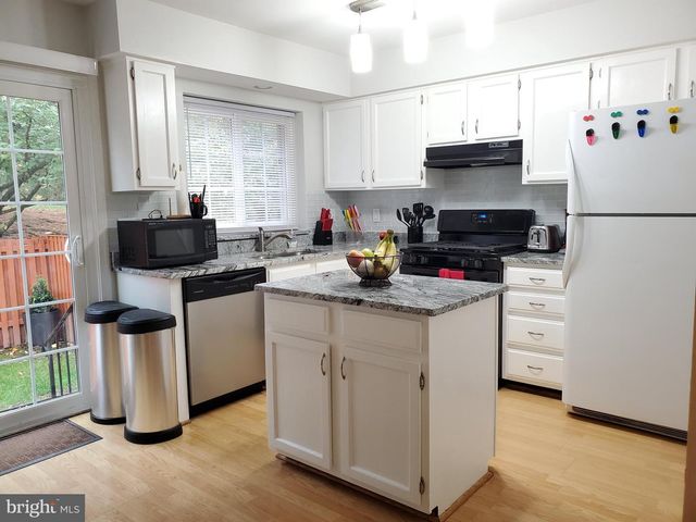 14721 BASINGSTOKE LOOP, Centreville, VA 20120