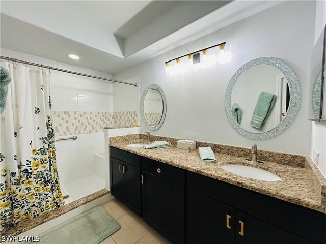 1280 Henley ST 1607, Naples, FL 34105