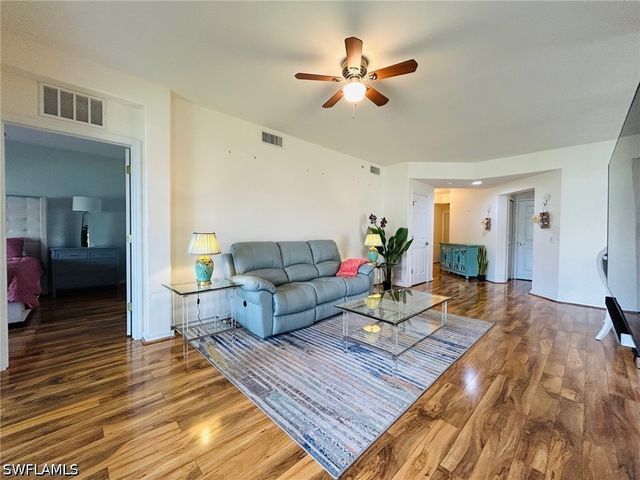 1280 Henley ST 1607, Naples, FL 34105