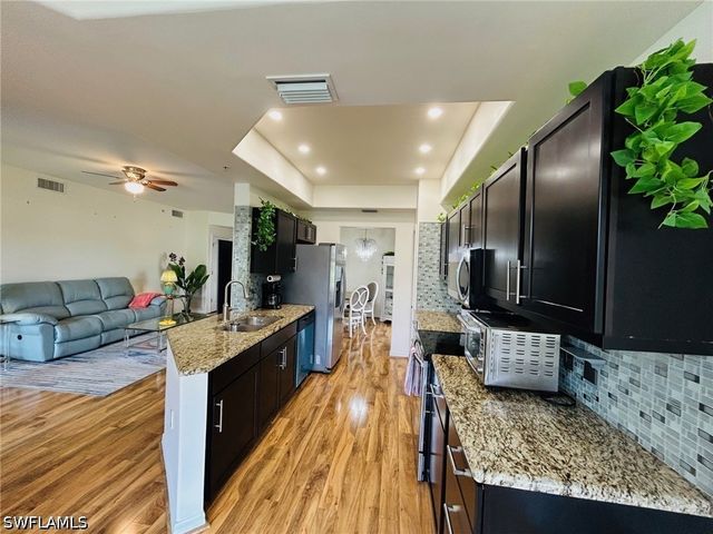 1280 Henley ST 1607, Naples, FL 34105