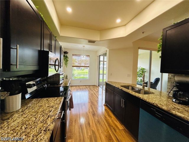 1280 Henley ST 1607, Naples, FL 34105