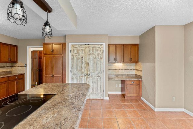 3741 E Sugar Hill Street, Springfield, MO 65809