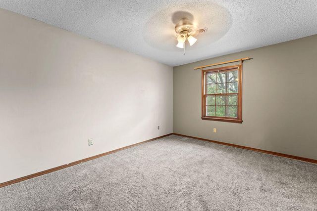 3741 E Sugar Hill Street, Springfield, MO 65809