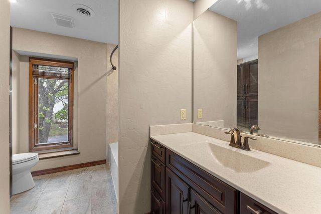 3741 E Sugar Hill Street, Springfield, MO 65809
