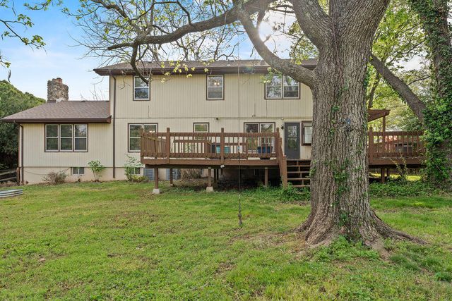 3741 E Sugar Hill Street, Springfield, MO 65809
