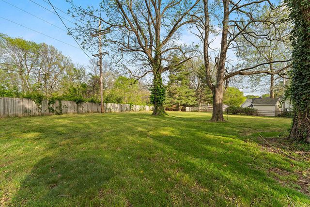3741 E Sugar Hill Street, Springfield, MO 65809