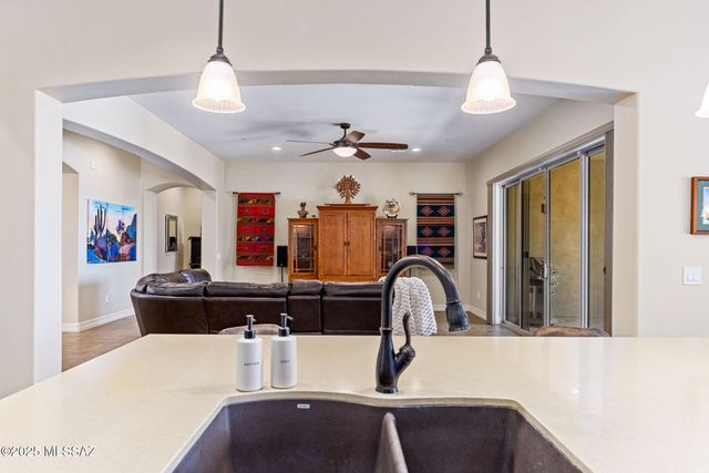 12265 N Durham Wash Drive, Marana, AZ 85658