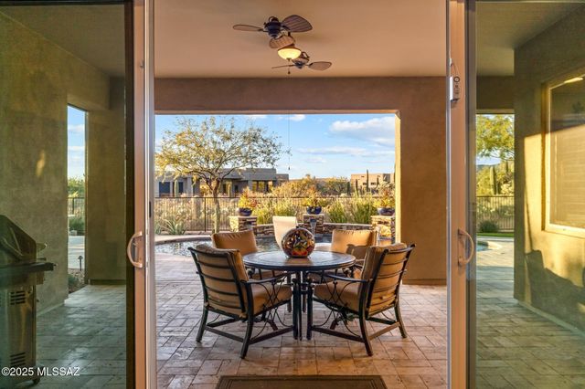 12265 N Durham Wash Drive, Marana, AZ 85658