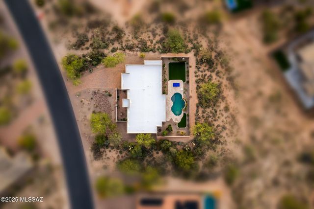 12265 N Durham Wash Drive, Marana, AZ 85658