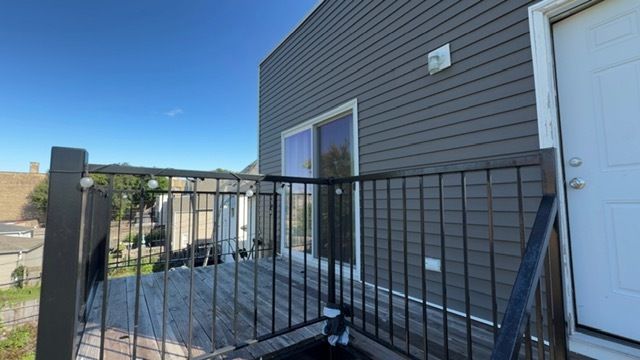 22 N Parkside Avenue 2, Chicago, IL 60644
