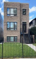 22 N Parkside Avenue 2, Chicago, IL 60644