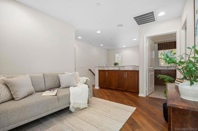 3595 Glen Ave, Carlsbad, CA 92010