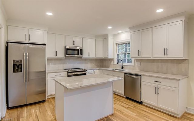 2305 Musket Lane, Greensboro, NC 27455