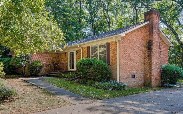 2305 Musket Lane, Greensboro, NC 27455